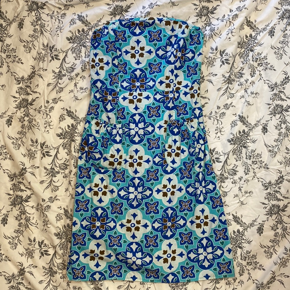 Blue patterned strapless dress size medium, ambiance apparel